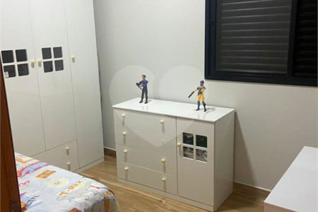 Casa à venda com 3 quartos, sendo 1 suíte, no condomínio Horto Florestal Villagio, Sorocaba - SP