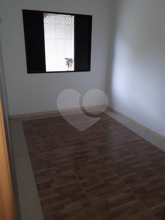 Sobrado à venda com 2 quartos em Tremembé, São Paulo, SP