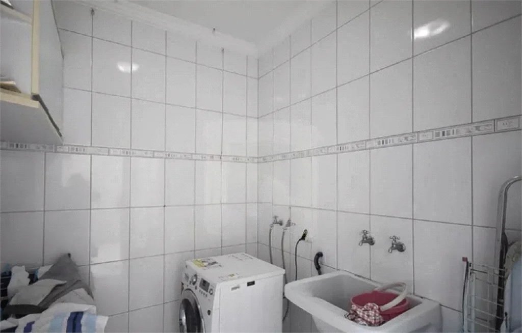Casa à venda com 5 suítes em Jardim Londrina, São Paulo, SP