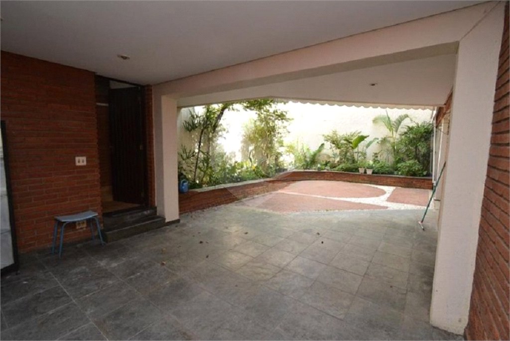 Casa à venda com 5 quartos, sendo 2 suítes, em Vila Galvão, Guarulhos, SP