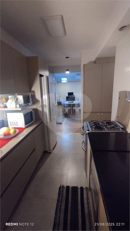 Apartamento à venda ou para alugar com 3 suítes em Vila Anastácio, São Paulo, SP