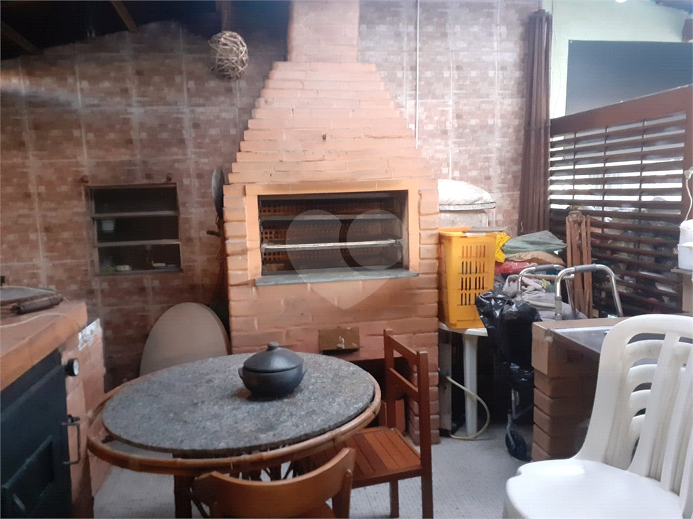 Casa à venda com 4 quartos, sendo 1 suíte, em Vila Gustavo, São Paulo, SP