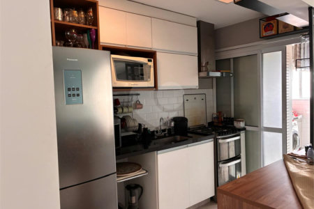 Apartamento à venda com 2 quartos, sendo 1 suíte, em Santa Teresinha, São Paulo, SP
