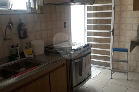 Casa à venda com 3 quartos, sendo 2 suítes, em Jardim Leonor, São Paulo, SP
