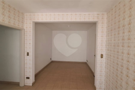 Casa à venda com 5 quartos, sendo 2 suítes,  em Vila Barão, Sorocaba, SP