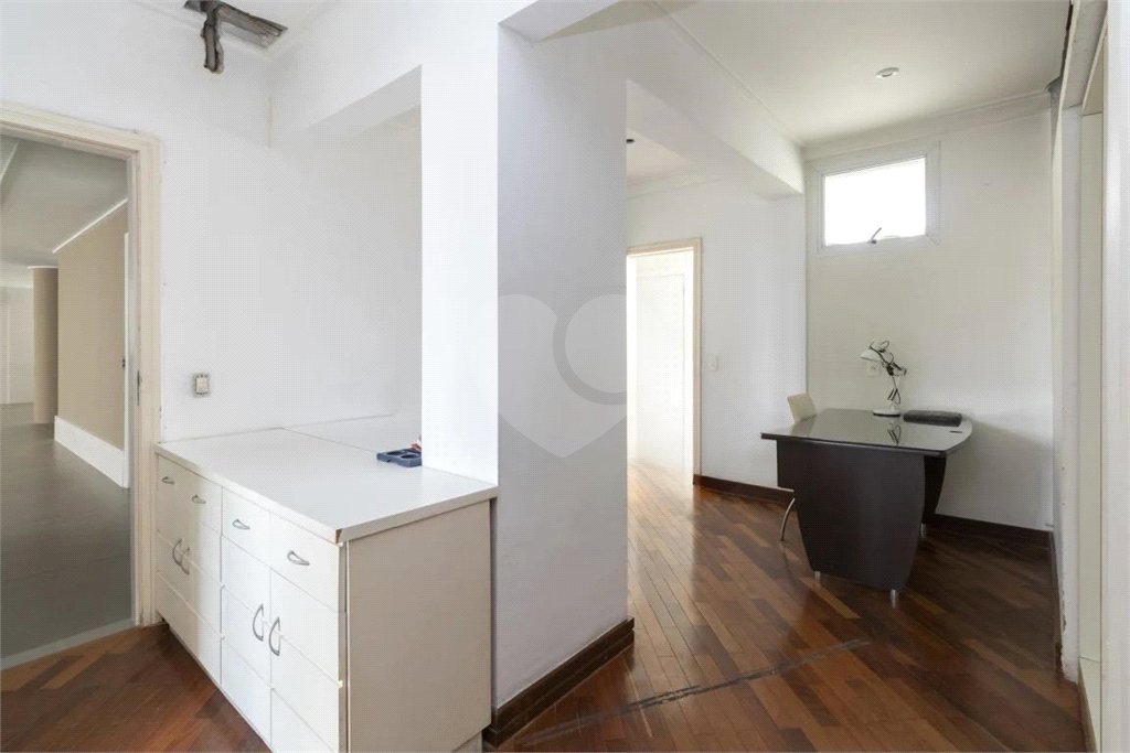 Apartamento à venda com 4 quartos, sendo 1 suíte, em Liberdade, São Paulo, SP