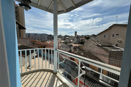 Casa à venda com 3 quartos, sendo 1 suíte,  em Vila Rosália, Guarulhos, SP
