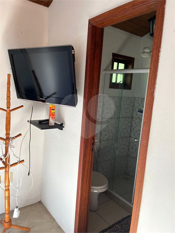 Chácara à venda com 4 quartos em Retiro, São Pedro da Aldeia, RJ
