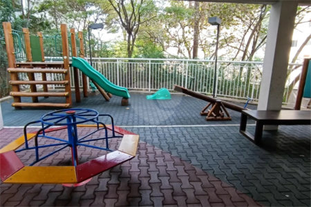 Apartamento à venda com 3 quartos, sendo 1 suíte,  em Jardim Vazani, São Paulo, SP