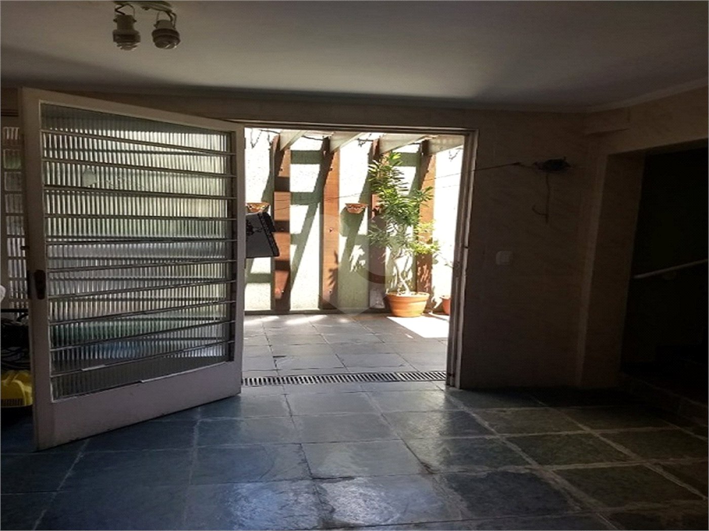 Casa à venda com 3 quartos, sendo 1 suíte, em Vila Galvão, Guarulhos, SP