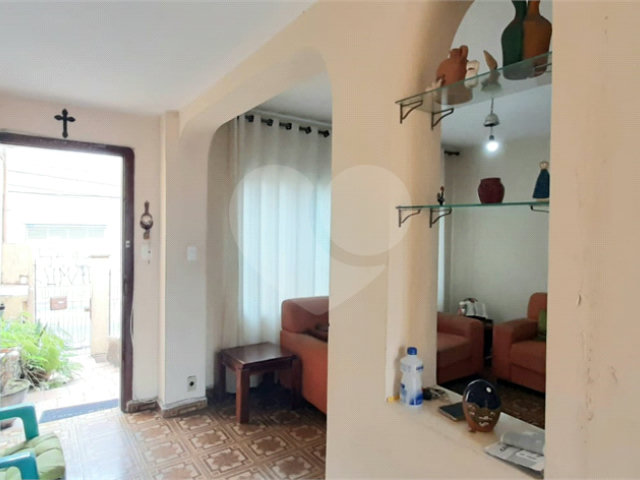 Sobrado à venda com 2 quartos em Tremembé, São Paulo, SP