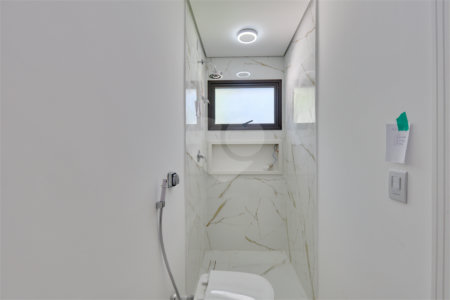 Casa Térrea à venda com 4 quartos, sendo 3 suítes, em Jardim Prudência, São Paulo, SP