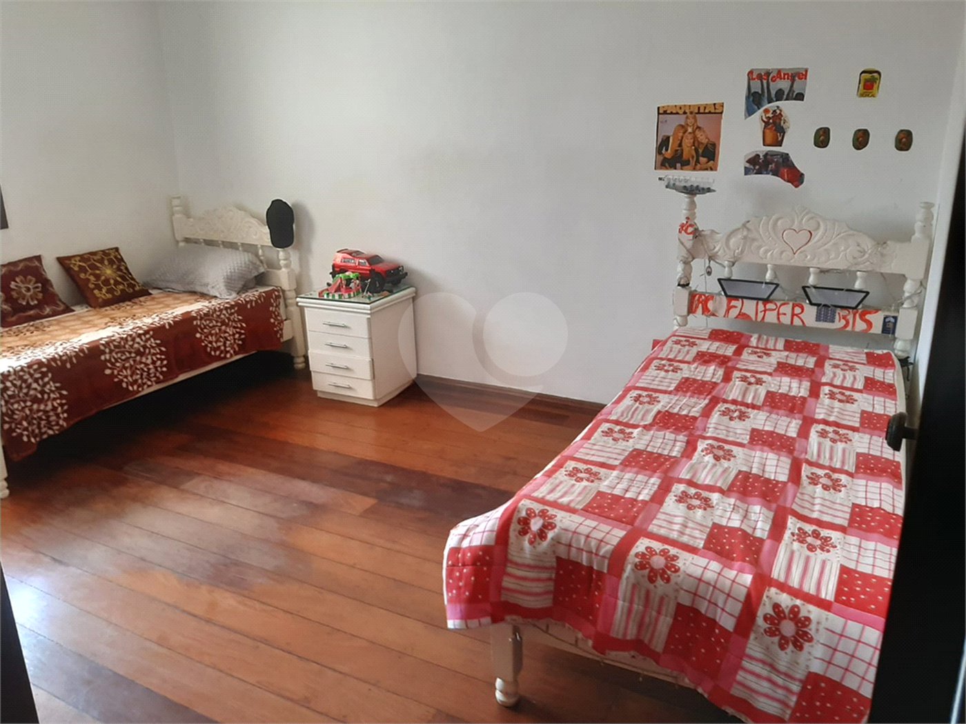 Sobrado à venda com 3 quartos, sendo 1 suíte, em Tremembé, São Paulo, SP