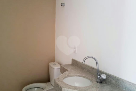 Sobrado à venda com 3 quartos, sendo 1 suíte, em Jardim Prudência, São Paulo, SP