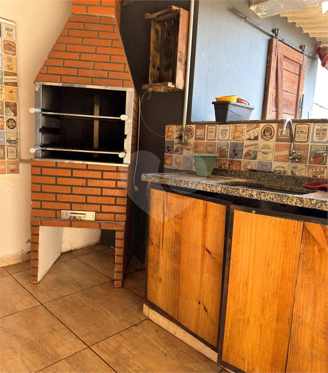 Casa à venda com 2 quartos em Vila Mazzei, Itapetininga, SP