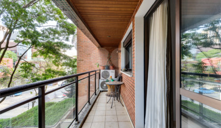 Apartamento à venda com 2 suítes em Alto da Boa Vista, São Paulo, SP