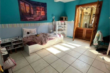 Casa à venda com 8 quartos, sendo 3 suítes, em Jardim Terceiro Centenário, Atibaia, SP