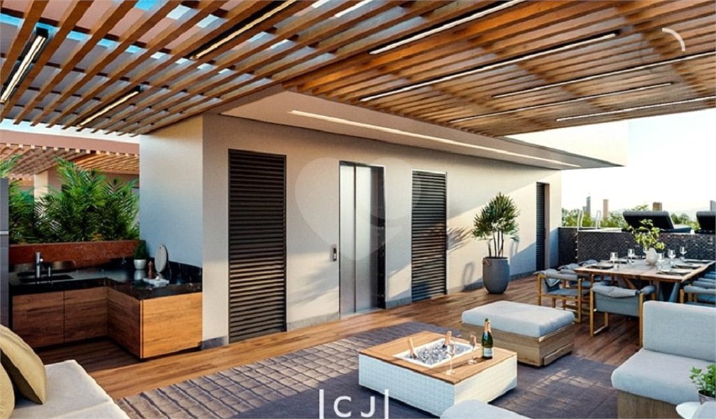 Casa à venda com 4 quartos, sendo 3 suítes, no condomínio Jardim Chapel, São Paulo - SP