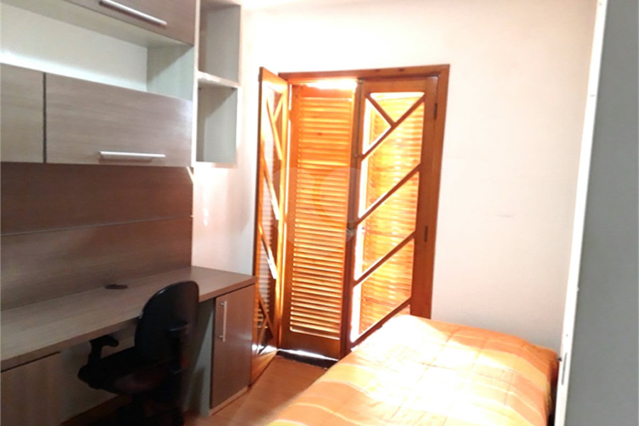 Sobrado à venda com 3 quartos, sendo 2 suítes,  em Santana, São Paulo, SP