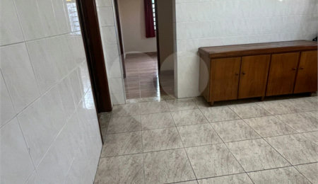 Casa à venda com 3 quartos, sendo 1 suíte, em Jardim Monte Kemel, São Paulo, SP