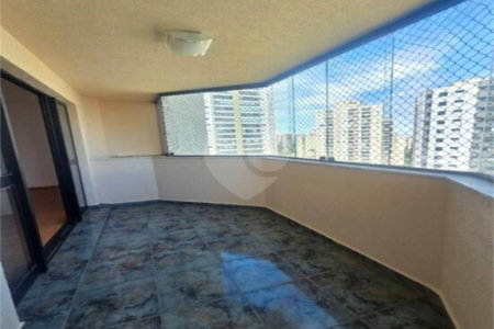 Apartamento à venda com 2 quartos, sendo 1 suíte, em Vila Andrade, São Paulo, SP