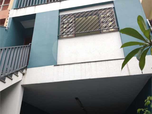 Sobrado à venda com 4 quartos, sendo 1 suíte,  em Horto, São Paulo, SP