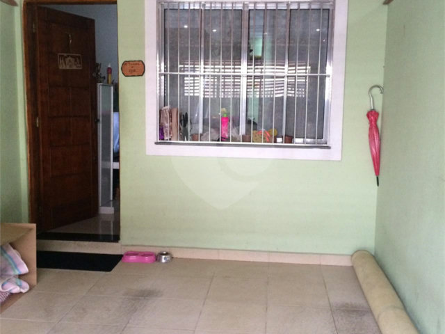 Sobrado à venda com 2 quartos no Brasilândia, São Paulo, SP