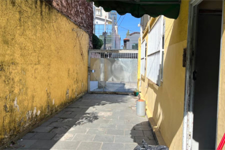 Casa à venda com 8 quartos, sendo 1 suíte, em Vila Mariana, São Paulo, SP