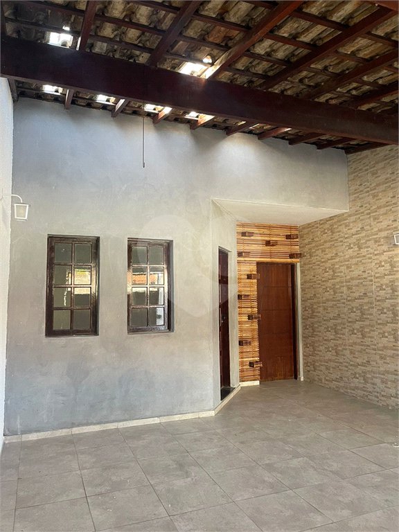 Casa à venda com 3 quartos, sendo 1 suíte, em Jardim Camila, Mogi das Cruzes, SP