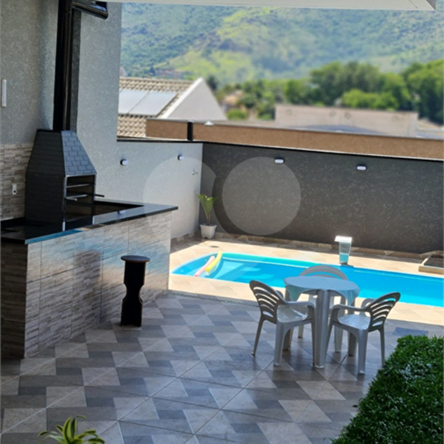 Casa para alugar com 4 suítes em Jardim Maristela, Atibaia, SP