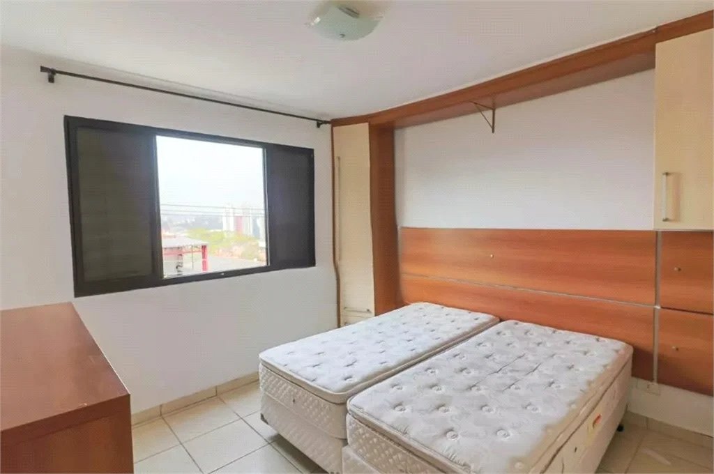 Sobrado à venda com 3 quartos, sendo 1 suíte, em Jardim Bonfiglioli, São Paulo, SP