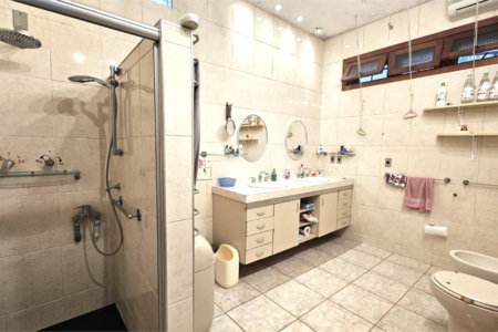 Casa à venda com 4 suítes no condomínio Chácara Cordeiro, São Paulo - SP