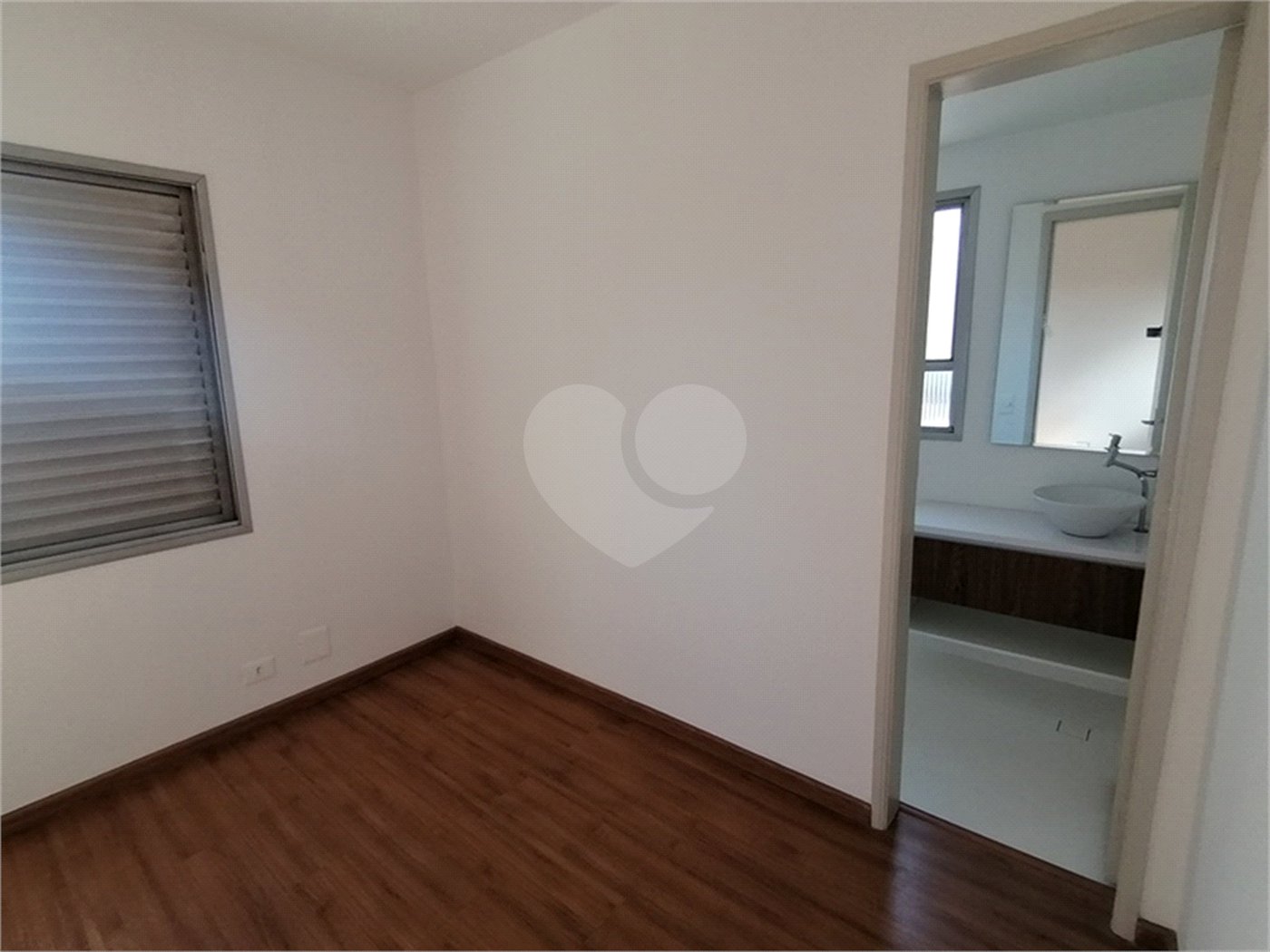 Apartamento à venda com 2 quartos, sendo 1 suíte, em Cambuci, São Paulo, SP