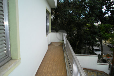 Sobrado à venda com 4 quartos em Vila Maria Alta, São Paulo, SP