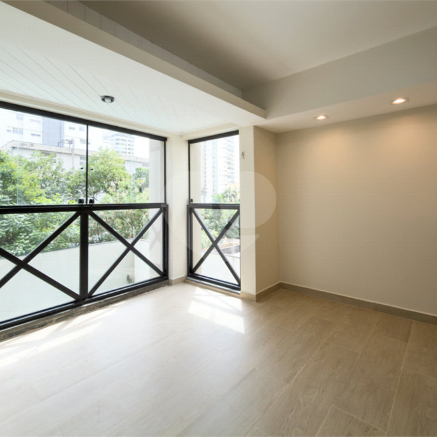 Apartamento à venda com 3 quartos, sendo 1 suíte, em Planalto Paulista, São Paulo, SP