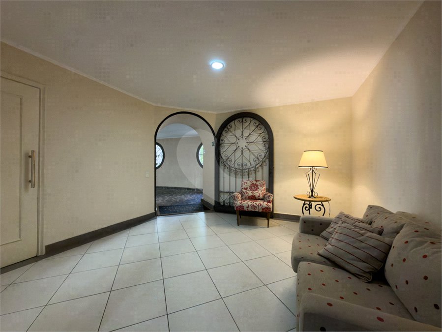 Apartamento à venda com 3 quartos, sendo 1 suíte,  em Vila Uberabinha, São Paulo, SP