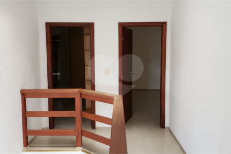 Casa à venda com 4 suítes no condomínio Real Park, Mogi das Cruzes - SP