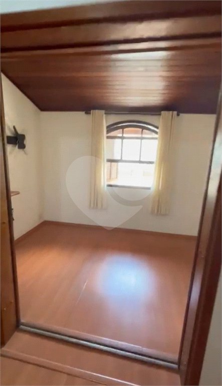 Casa à venda com 3 suítes em Vila Romana, São Paulo, SP