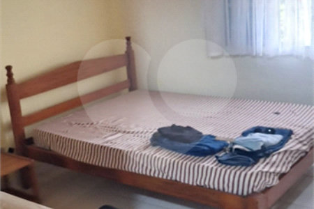 Casa à venda com 3 quartos, sendo 1 suíte, em Alpes D'ouro, Bom Jesus dos Perdões, SP