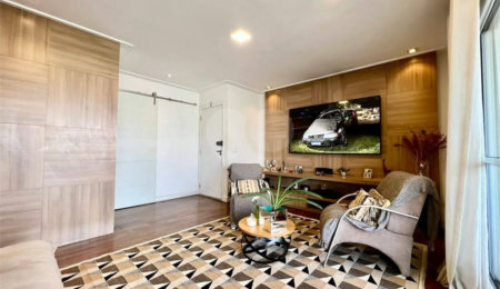 Apartamento à venda com 3 quartos, sendo 1 suíte,  em Jardim Caravelas, São Paulo, SP