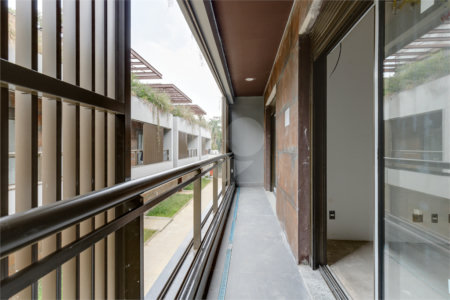 Casa à venda com 4 quartos, sendo 3 suítes, no condomínio Jardim Chapel, São Paulo - SP