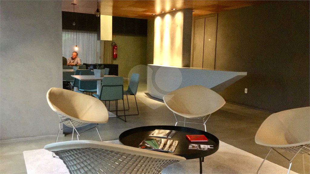 Apartamento à venda ou para alugar com 1 suíte em Jardim Fonte do Morumbi, São Paulo, SP