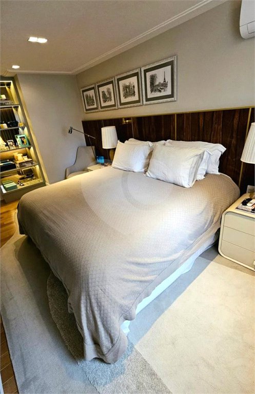Apartamento à venda com 3 quartos, sendo 1 suíte, em Jardim Europa, São Paulo, SP