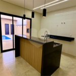 Casa à venda com 3 quartos, sendo 1 suíte, no condomínio Residencial Villagio Wanel, Sorocaba - SP