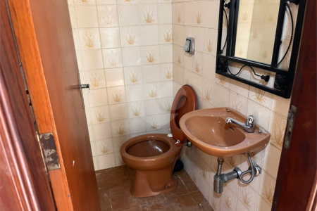 Sobrado à venda ou para alugar com 3 quartos, sendo 1 suíte, em Jardim Leonor Mendes de Barros, São Paulo, SP
