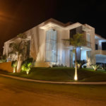 Casa à venda com 5 suítes no condomínio Residencial Fazenda Alta Vista, Salto de Pirapora - SP
