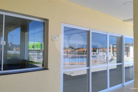 Casa à venda com 2 quartos, sendo 1 suíte, no condomínio Olympia Park Residence, Rio de Janeiro - RJ