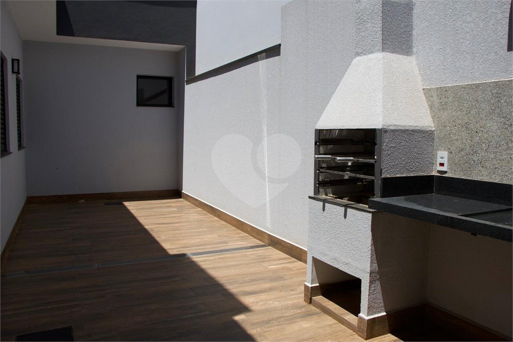 Casa à venda com 3 quartos, sendo 1 suíte, no condomínio Village Moutonee Salto, Salto - SP