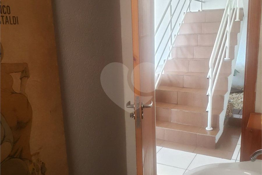 Sobrado à venda com 3 quartos, sendo 1 suíte, em Tremembé, São Paulo, SP