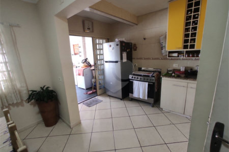 Casa à venda com 3 quartos, sendo 1 suíte,  em Jardim Santa Cecília, Guarulhos, SP